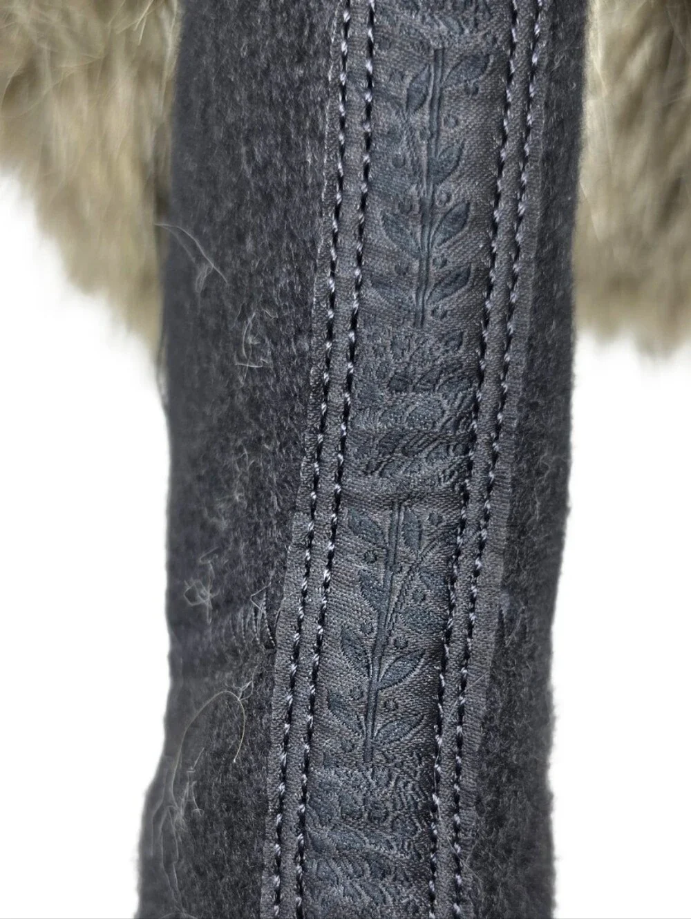 Sorel Joan Of Arctic Winter Boots Faux Fur Trim Lining Black & Tan Women's 8